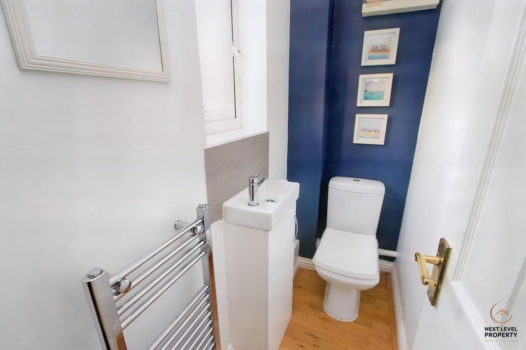 Cloakroom WC