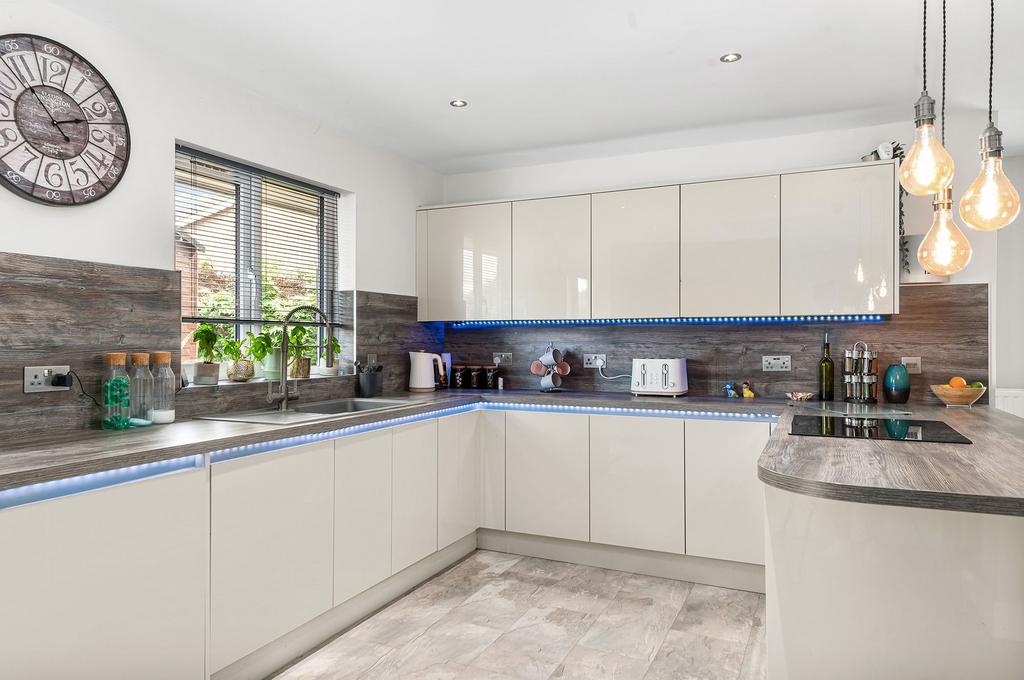 Kitchen/Living