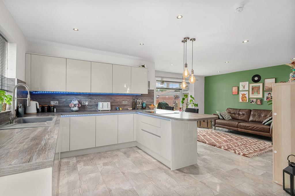 Kitchen/Living