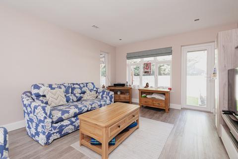 40a Ottways Lane, Ashtead, KT21 2PA