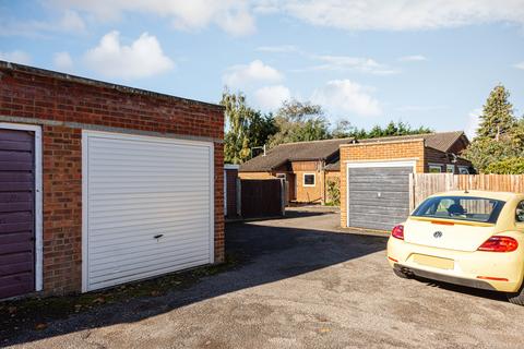 40a Ottways Lane, Ashtead, KT21 2PA