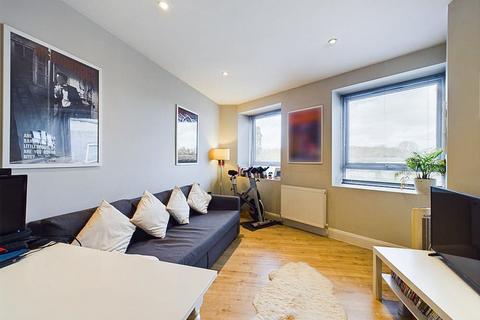 1 bedroom flat for sale, The Broadway, Buckingham House East Buckingham Parade The Broadway, HA7