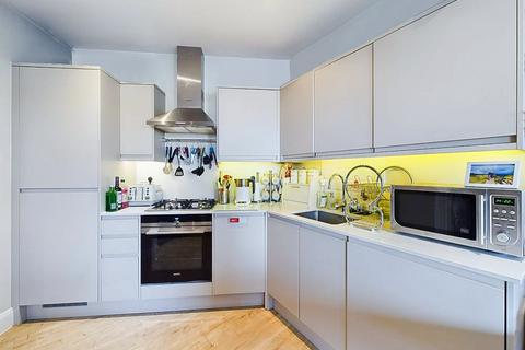 1 bedroom flat for sale, The Broadway, Buckingham House East Buckingham Parade The Broadway, HA7