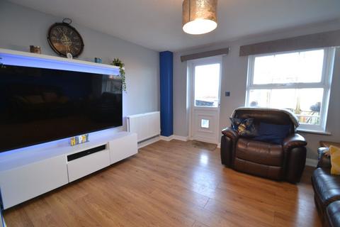 3 bedroom terraced house for sale, Thackley, Thackley BD10