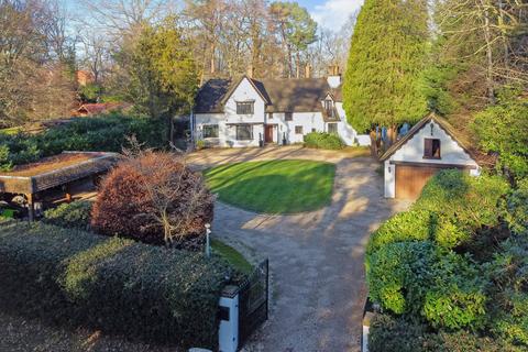 5 bedroom property for sale, Ridgemead Road, Englefield Green, Surrey