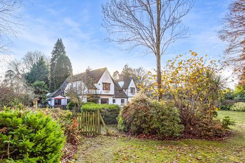 5 bedroom property for sale, Ridgemead Road, Englefield Green, Surrey