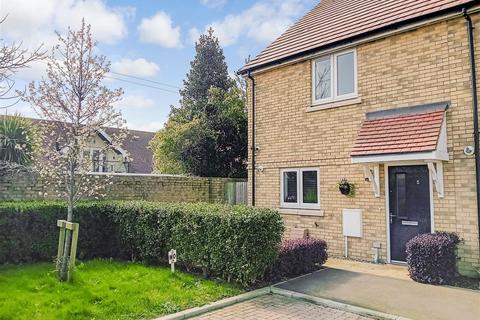 3 bedroom end of terrace house for sale, Montgomery Gardens, Sturry, Kent