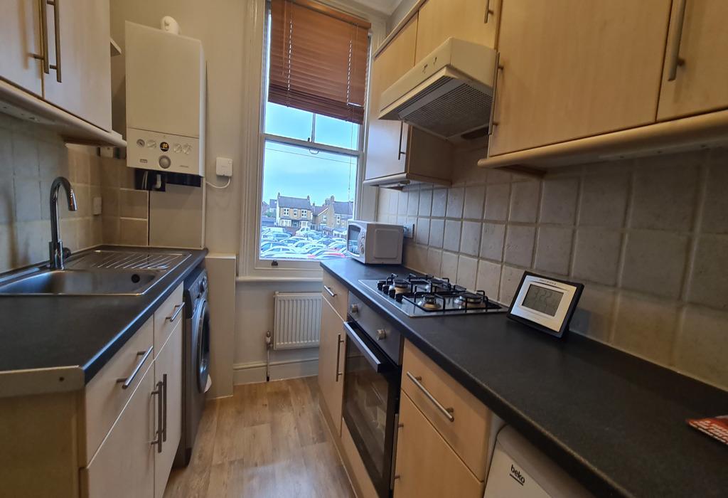 Bloomfield Road, Bromley, Kent 2 bed apartment £1,550 pcm (£358 pw)