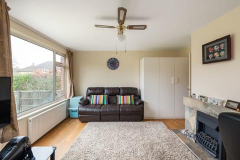 5 New Causeway, Reigate, RH2 7PE