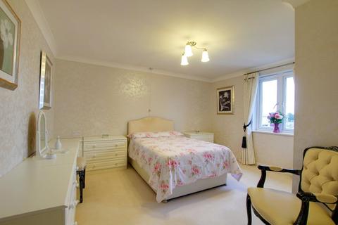 2 bedroom retirement property for sale, Penfold Road, Worthing, West Sussex, BN14