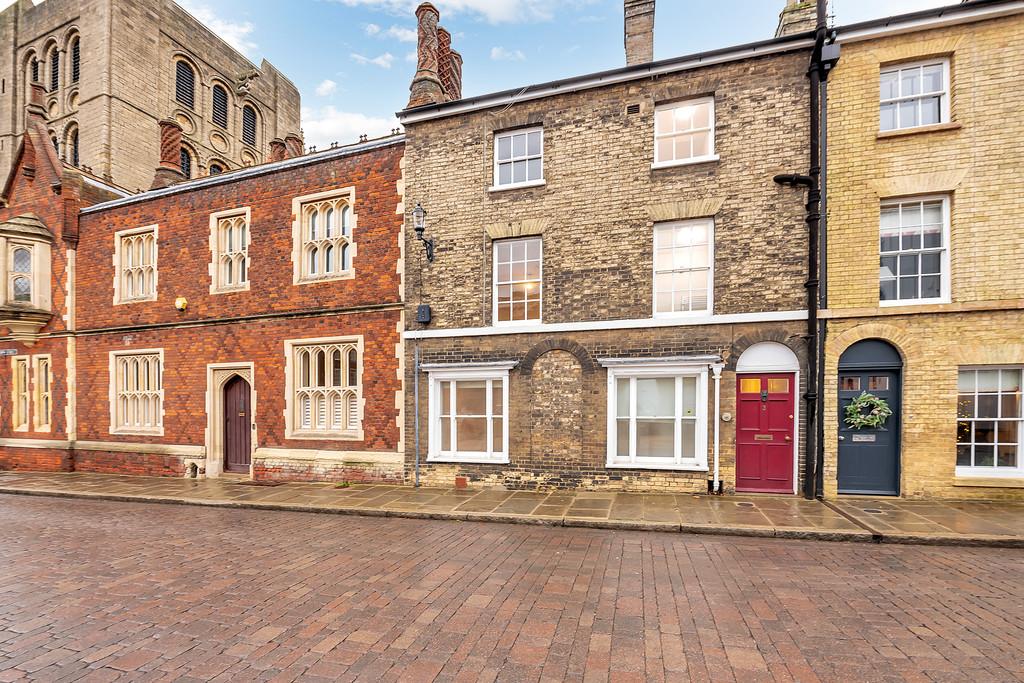 3 Crown Street, BSE