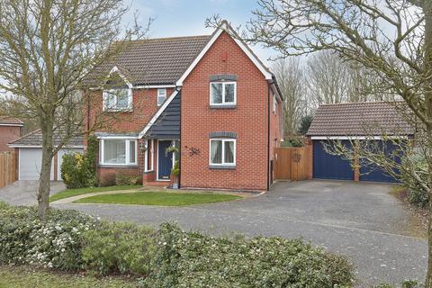 4 bedroom detached house for sale, Jermyn Avenue, Bury St. Edmunds IP32