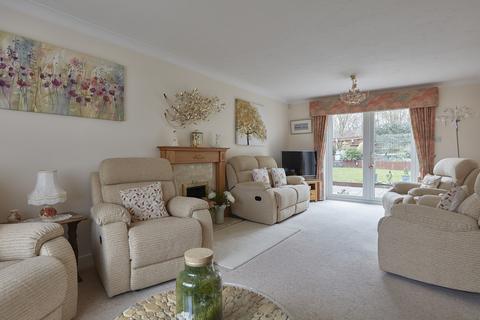 4 bedroom detached house for sale, Jermyn Avenue, Bury St. Edmunds IP32