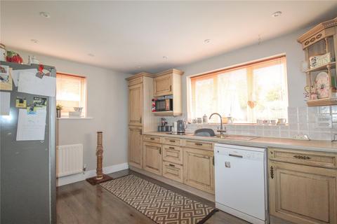 35 Azalea Drive, Trowbridge, BA14 9GG