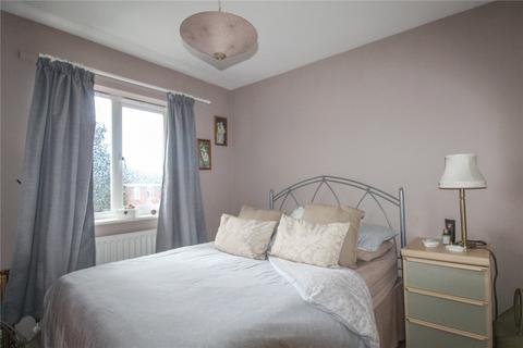 35 Azalea Drive, Trowbridge, BA14 9GG