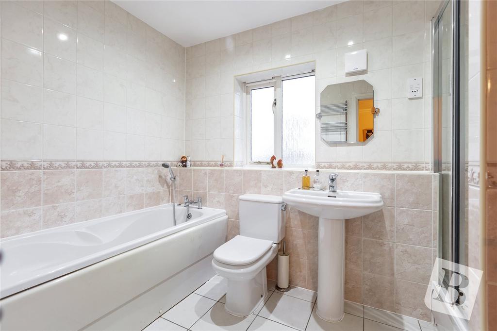 Ensuite Bathroom