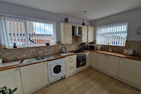 2 bedroom detached bungalow for sale - Marions Way, Exmouth, EX8 4LF