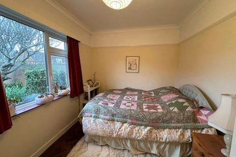 3 bedroom chalet for sale, Longmeadow Road, Lympstone, EX8 5LE