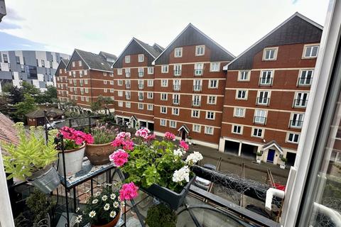 63 Neptune Square, Ipswich, IP4 1QH