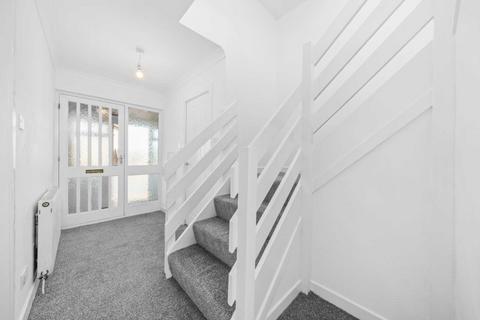 5 bedroom detached house for sale, Waukglen Avenue, Glasgow G53