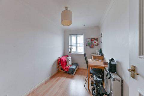 Flat 5, Swallows Court Somerville Road, London, SE20 7NS