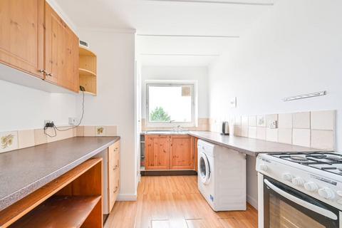 2 bedroom flat to rent, Wilderness Road, Onslow Village, Guildford, GU2