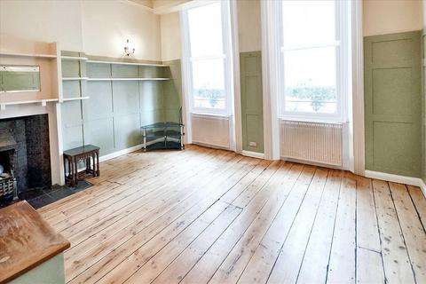 2 bedroom flat for sale - Bolton Road, Chiswick