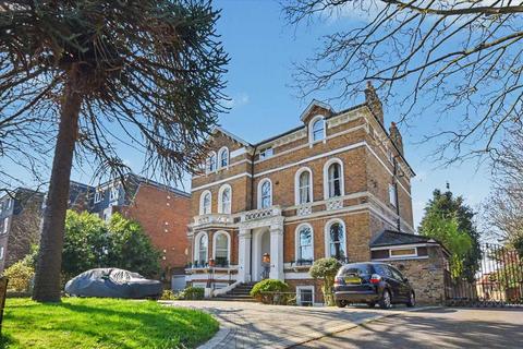 2 bedroom flat for sale, Bolton Road, Chiswick