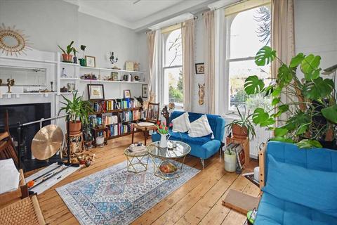 2 bedroom flat for sale, Bolton Road, Chiswick