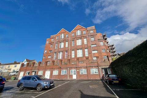1 bedroom flat for sale - Kilvey Terrace, St. Thomas, Swansea, City And County of Swansea.