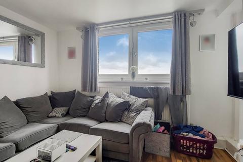 2 bedroom flat for sale, Partridge Way, Wood Green, London, N22