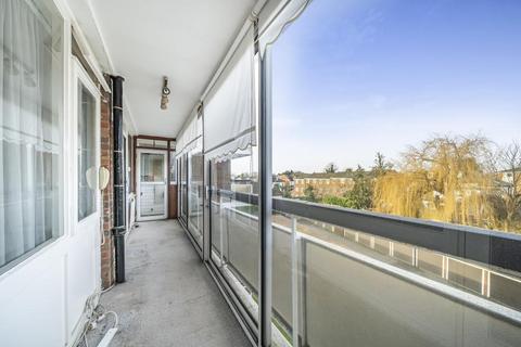Flat 30, Embassy Lodge Regents Park Road, London, N3 3LB