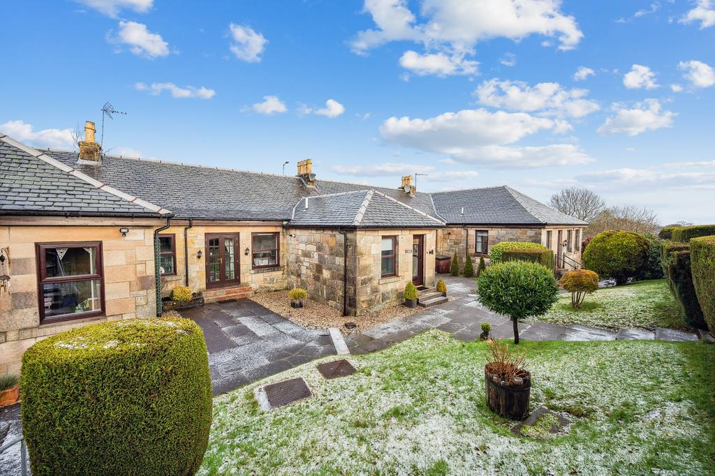 Baljaffray Cottages, Bearsden, East Dunbartonshire, G61 4QH 3 bed