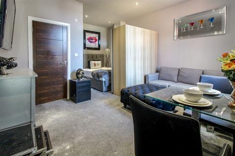 1 bedroom apartment for sale, European Court, 83 Manchester Road, Southport PR9