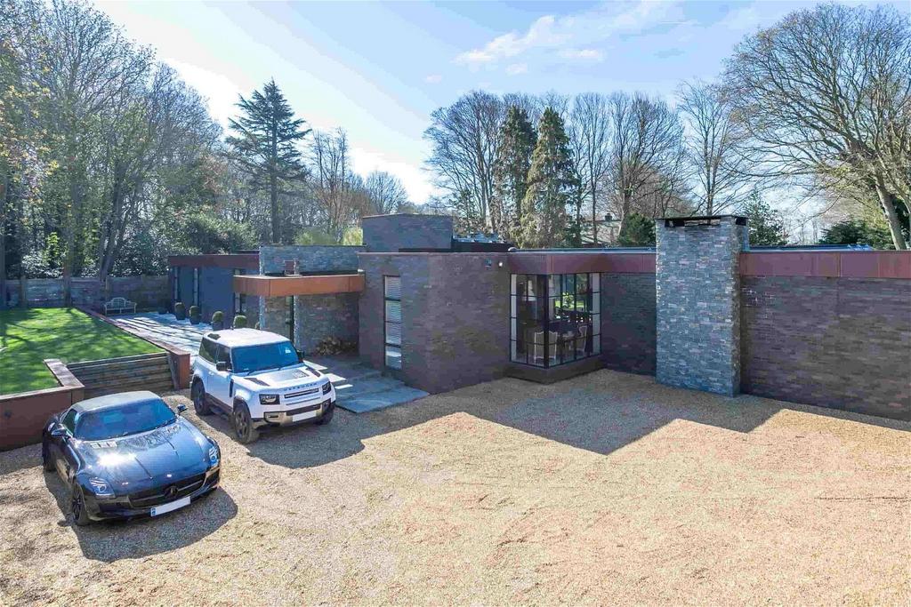 Ormskirk L39 5 bed detached bungalow for sale £2,200,000