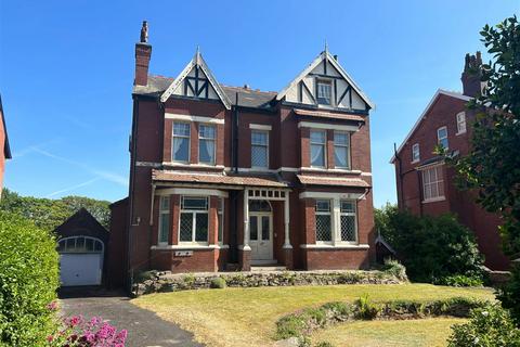 7 bedroom detached house for sale, Westbourne Road, Southport PR8