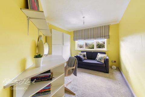 63 Tunnel Avenue, London, SE10 0SF