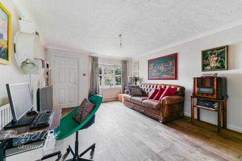 63 Tunnel Avenue, London, SE10 0SF