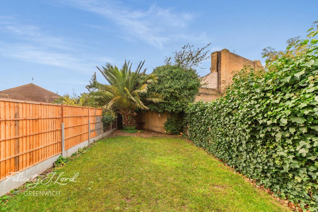 Tunnel Avenue, Greenwich, SE10 3 bed end of terrace house for sale £