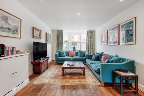 4 bedroom end of terrace house for sale, Cambridge Gardens, Tunbridge Wells, Kent, TN2