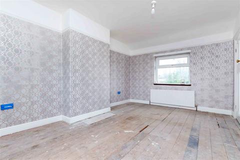 2 bedroom end of terrace house for sale, Shaws Avenue, Southport PR8