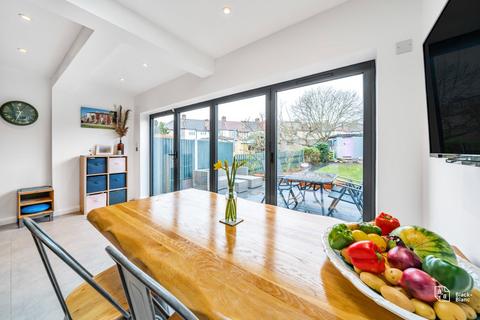 20 Wickham Crescent, West Wickham, BR4 0RT