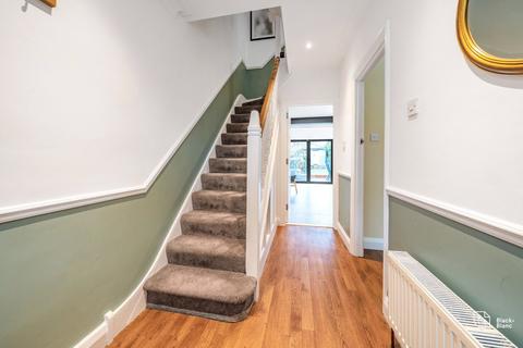 20 Wickham Crescent, West Wickham, BR4 0RT