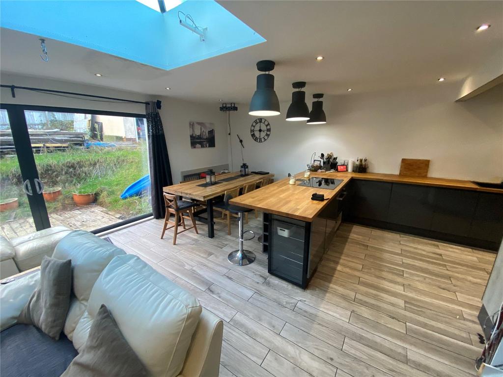 House in Poole - View 5