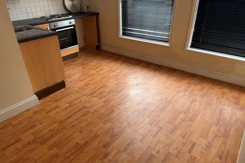 Studio to rent, Flat 1, 2 Dolphin Passage, Dover