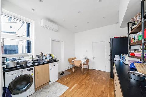 16 Wilmington Gardens, Barking, IG11 9TP