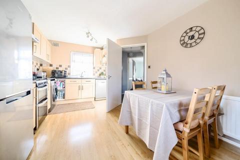 121 Holbein Close, Grange Park, Swindon, SN5 6DU