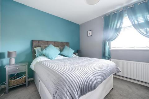 121 Holbein Close, Grange Park, Swindon, SN5 6DU