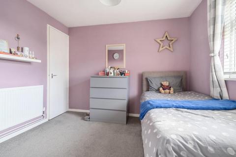 121 Holbein Close, Grange Park, Swindon, SN5 6DU