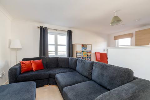 Flat 6, 16 Bughtlin Market, Edinburgh, EH12 8XP